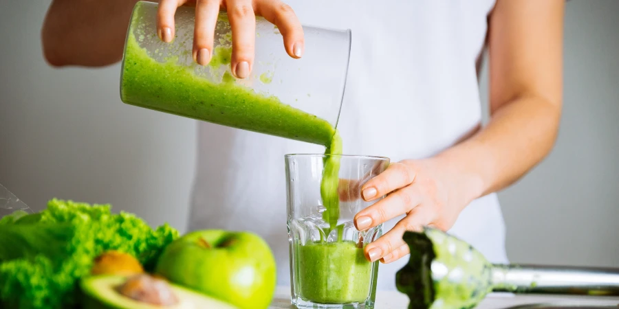 Strategies to move more and have energy during the day - AdobeStock