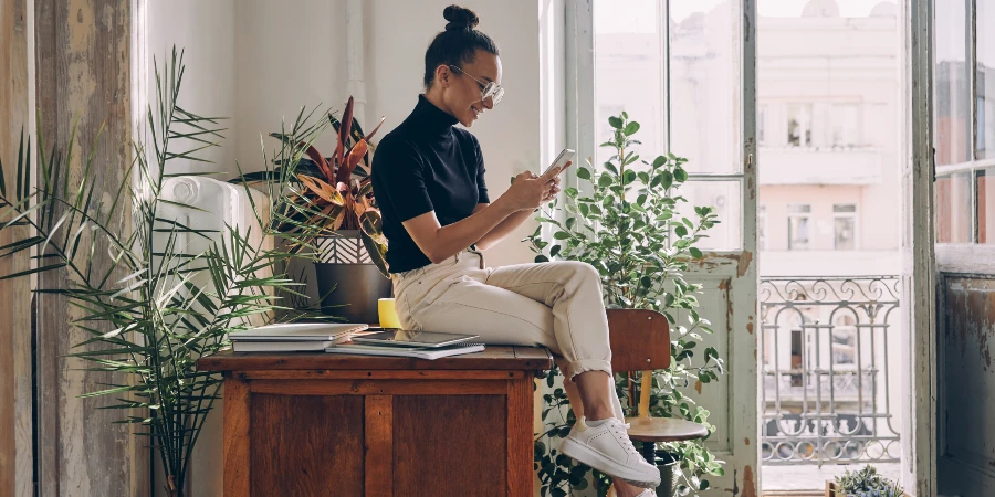 Strategies to move more and have energy during the day - AdobeStock