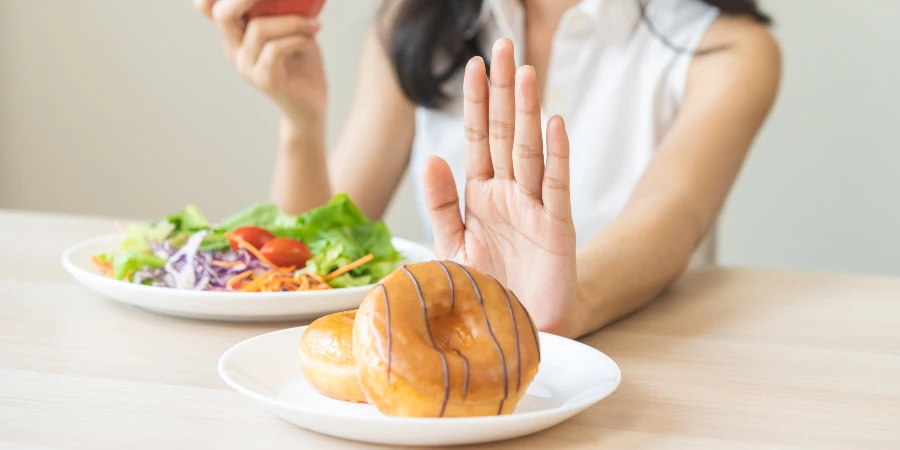 10 Principles for Competent Weight Loss - AdobeStock