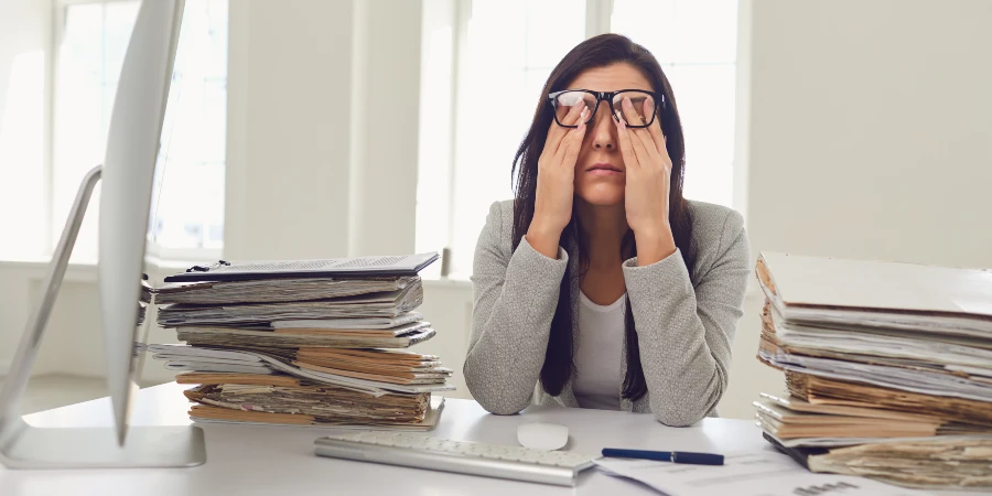 What is Burnout and How to Overcome It? - AdobeStock What is Burnout and How to Overcome It? - AdobeStock