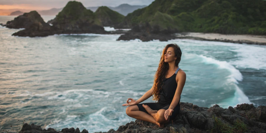 What Weakens the Immune System? 5 Habits to Avoid - AdobeStock What Weakens the Immune System? 5 Habits to Avoid - AdobeStock