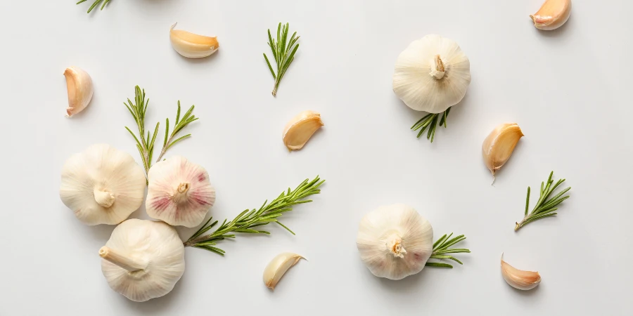 Autumn Fatigue and Drowsiness — The Best Supplements to Boost Energy - AdobeStock