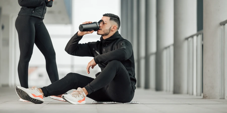 What Happens If I Take Protein or Creatine Without Exercising? - AdobeStock What Happens If I Take Protein or Creatine Without Exercising? - AdobeStock