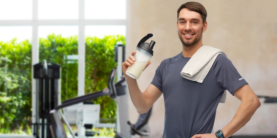What Happens If I Take Protein or Creatine Without Exercising? - AdobeStock What Happens If I Take Protein or Creatine Without Exercising? - AdobeStock