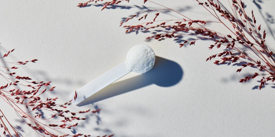 Autumn Fatigue and Drowsiness — The Best Supplements to Boost Energy - AdobeStock